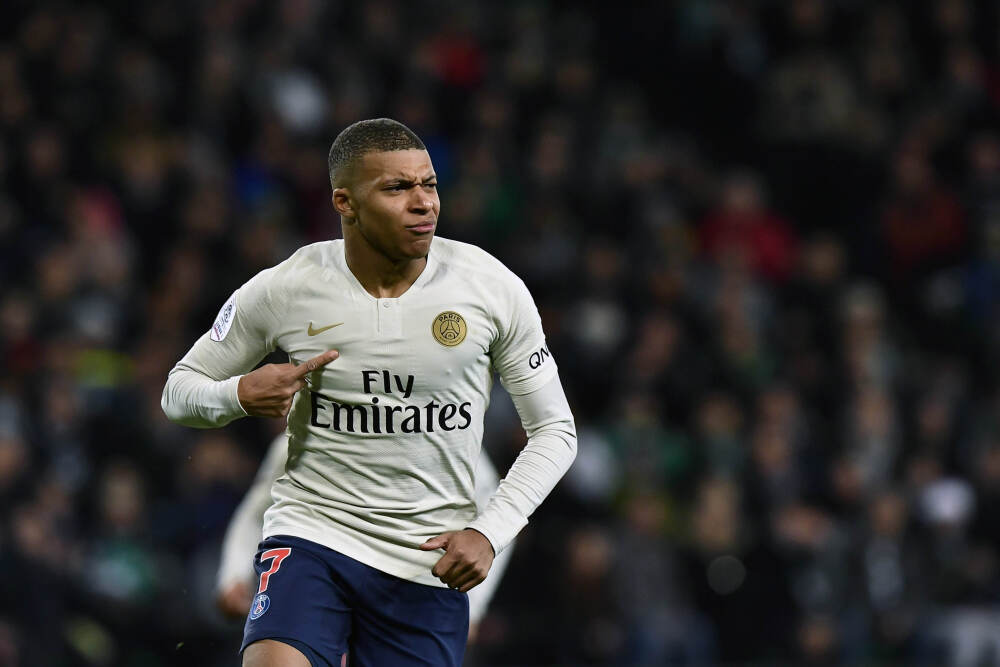 安孚科技：电池主业订单充裕 拟新增5亿只产能